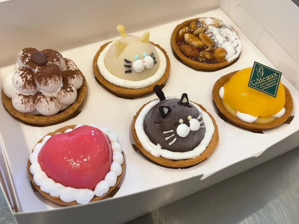 猫をモチーフにしたタルト